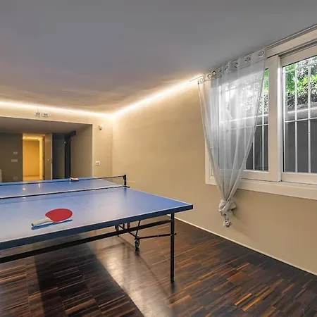 Belvedere - Pool, Sauna, Gym, Private Nightclub San Fermo della Battaglia