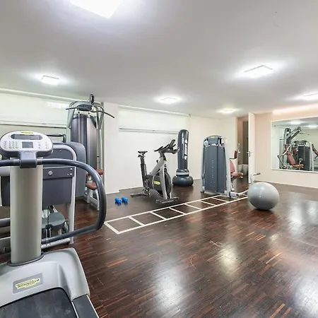 Belvedere - Pool, Sauna, Gym, Private Nightclub Villa