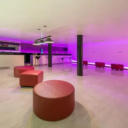 Villa Belvedere - Pool, Sauna, Gym, Private Nightclub San Fermo della Battaglia